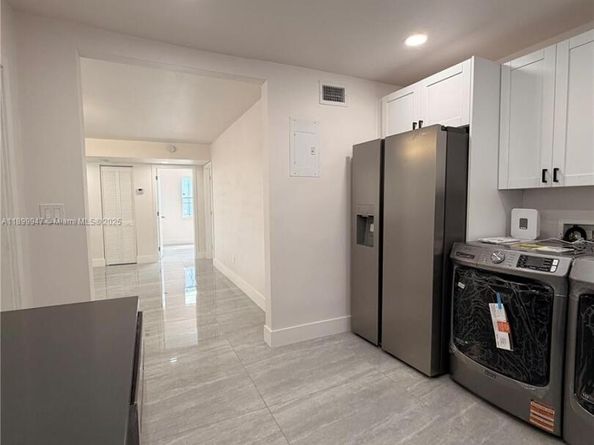 809 NW 12th Ave, Fort Lauderdale FL 33311