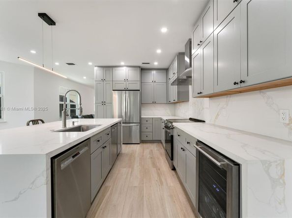 3125 Paola Dr, Miami FL 33133