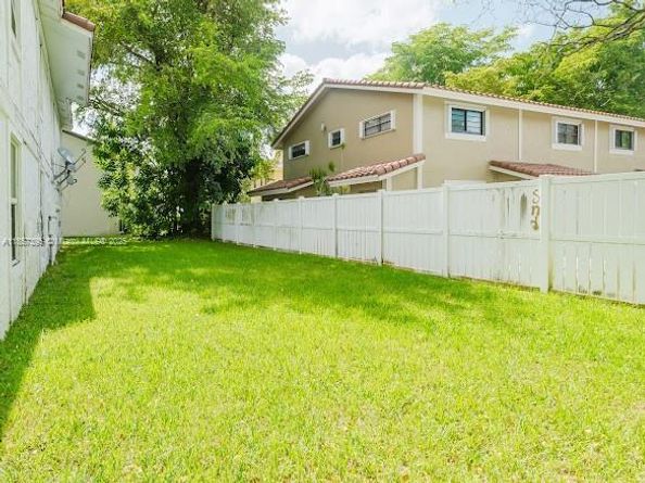 11550 NW 36th St, Coral Springs FL 33065