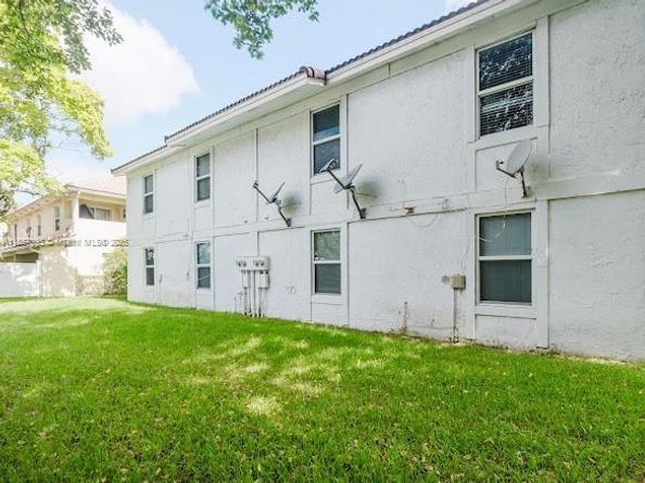 11550 NW 36th St, Coral Springs FL 33065