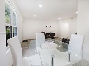 11550 NW 36th St, Coral Springs FL 33065