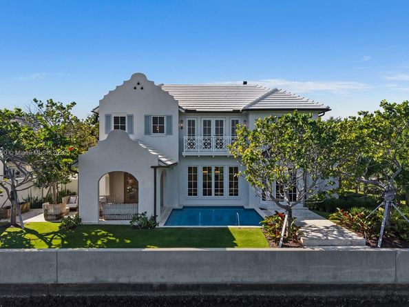 2219 Ibis Isle Road E, Palm Beach FL 33480