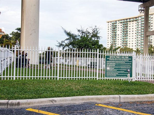 3500 Mystic Pointe Dr 1908, Aventura FL 33180