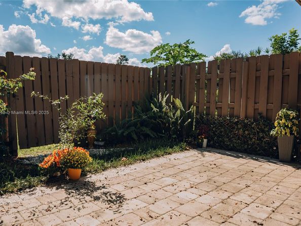 2152 SW 81st Way TOWNHOUSE, Davie FL 33324