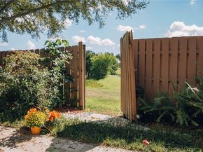 2152 SW 81st Way TOWNHOUSE, Davie FL 33324