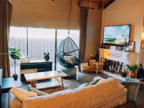 2152 SW 81st Way TOWNHOUSE, Davie FL 33324