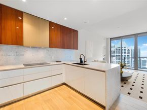2678 Tigertail 1603, Miami FL 33133