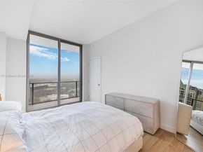 2678 Tigertail 1603, Miami FL 33133