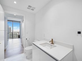 2678 Tigertail 1603, Miami FL 33133