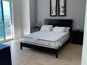 185 SW 7th St 2202, Miami FL 33130