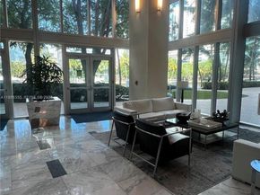 185 SW 7th St 2202, Miami FL 33130