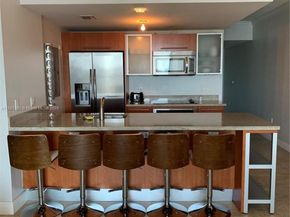 185 SW 7th St 2202, Miami FL 33130