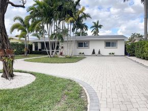 1031 N Northlake Dr, Hollywood FL 33019
