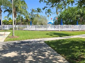 134 NE 23rd Ter, Homestead FL 33033