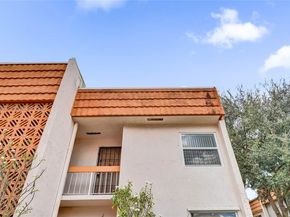 7610 Stirling Rd 207C, Davie FL 33024