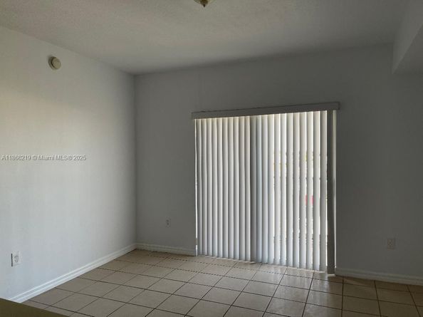 11060 SW 196th St 601, Cutler Bay FL 33157