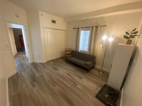 17405 NW 75th Pl 107, Hialeah FL 33015