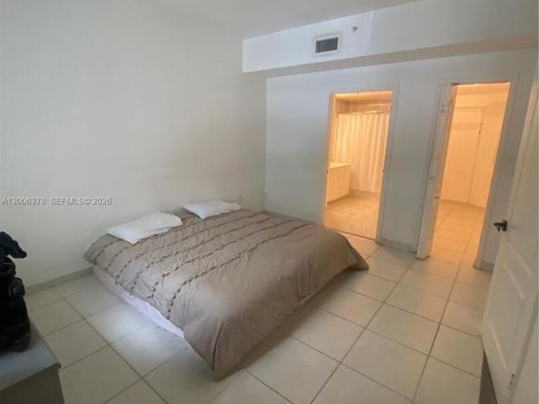17405 NW 75th Pl 107, Hialeah FL 33015