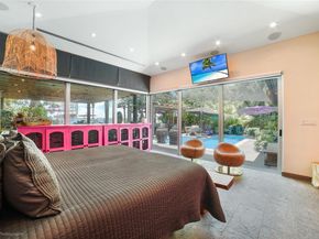 2440 N Shore Ter, Miami Beach FL 33141