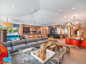 2440 N Shore Ter, Miami Beach FL 33141