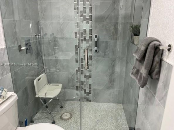 4255 SW 69th Ave, Miami FL 33155