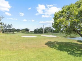 9220 S Hollybrook Lake Dr 208, Pembroke Pines FL 33025