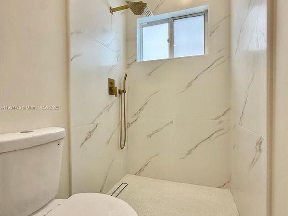 17025 NW 38th Ct, Miami Gardens FL 33055