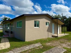 17025 NW 38th Ct, Miami Gardens FL 33055