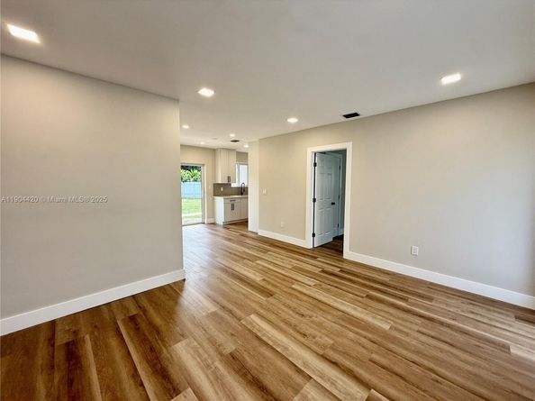 17025 NW 38th Ct, Miami Gardens FL 33055