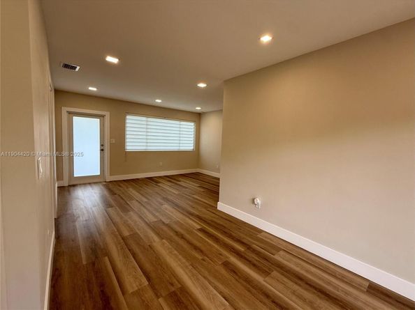 17025 NW 38th Ct, Miami Gardens FL 33055