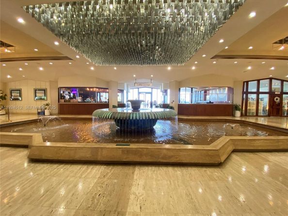 825 Brickell Bay Dr 343, Miami FL 33131