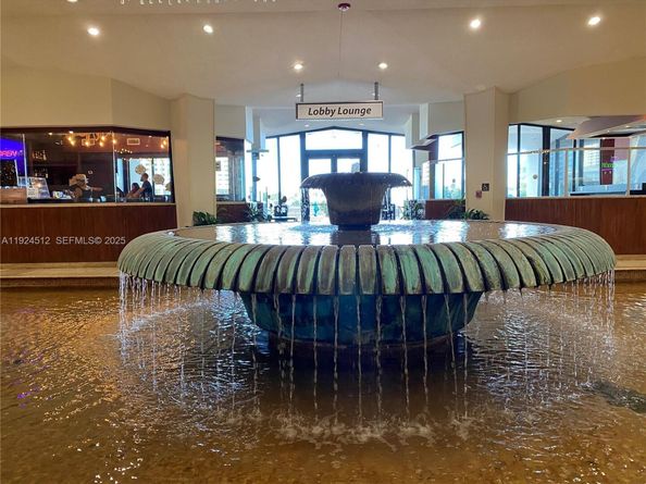 825 Brickell Bay Dr 343, Miami FL 33131