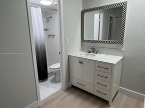 401 Golden Isles Dr 303, Hallandale Beach FL 33009