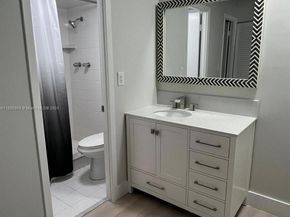 401 Golden Isles Dr 303, Hallandale Beach FL 33009