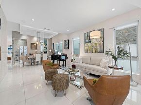 8271 NW 34th Dr, Doral FL 33122