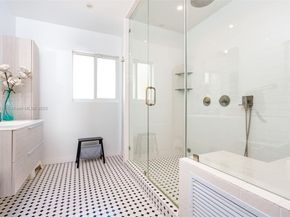 431 NE 52nd Ter, Miami FL 33137