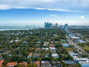 431 NE 52nd Ter, Miami FL 33137