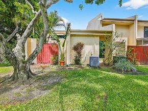 9770 NW 15th St 293, Pembroke Pines FL 33024