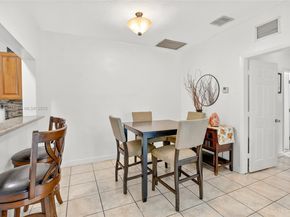 9770 NW 15th St 293, Pembroke Pines FL 33024