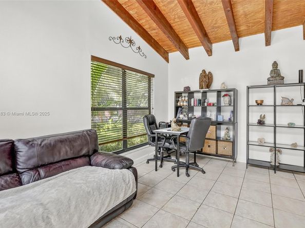 9770 NW 15th St 293, Pembroke Pines FL 33024