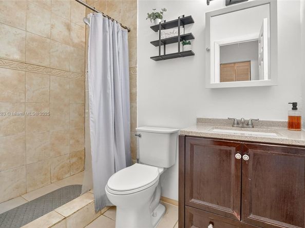 9770 NW 15th St 293, Pembroke Pines FL 33024