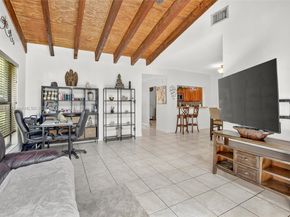9770 NW 15th St 293, Pembroke Pines FL 33024
