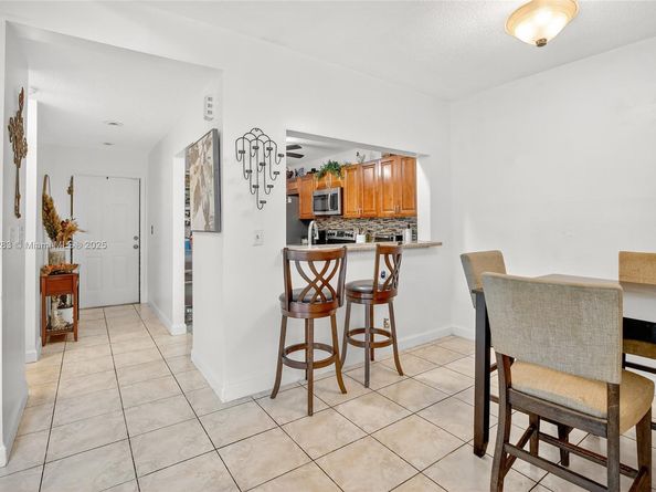 9770 NW 15th St 293, Pembroke Pines FL 33024