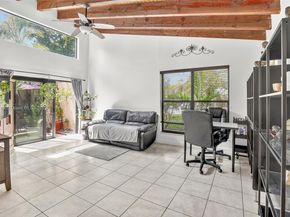 9770 NW 15th St 293, Pembroke Pines FL 33024