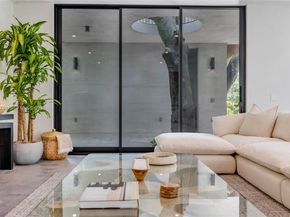 1000 NW 9th Ct, Miami FL 33136