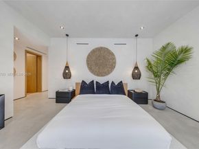 1000 NW 9th Ct, Miami FL 33136