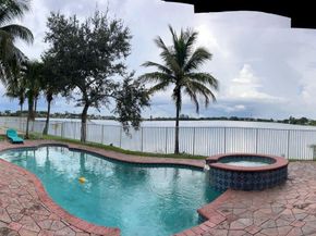 16859 SW 16th St, Pembroke Pines FL 33027