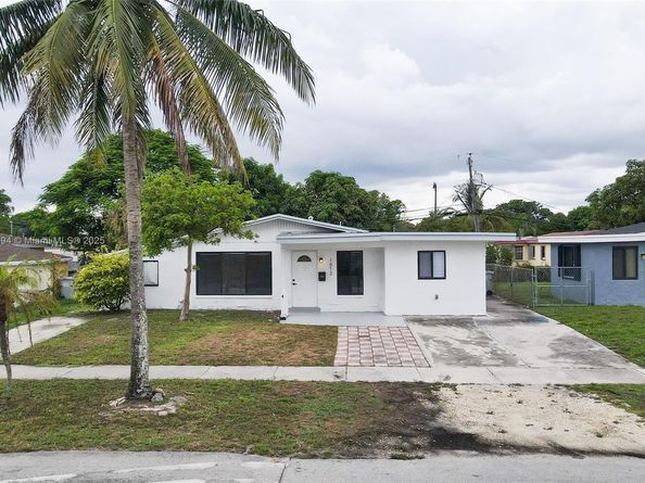 1873 NW 6th Ave, Pompano Beach FL 33060