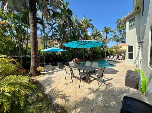 12917 SW 23rd St, Miramar FL 33027