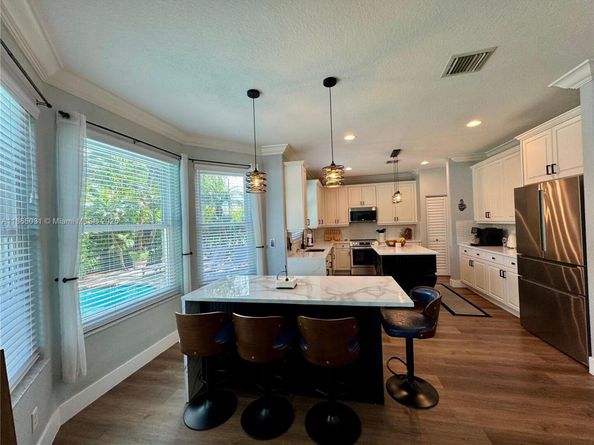 12917 SW 23rd St, Miramar FL 33027